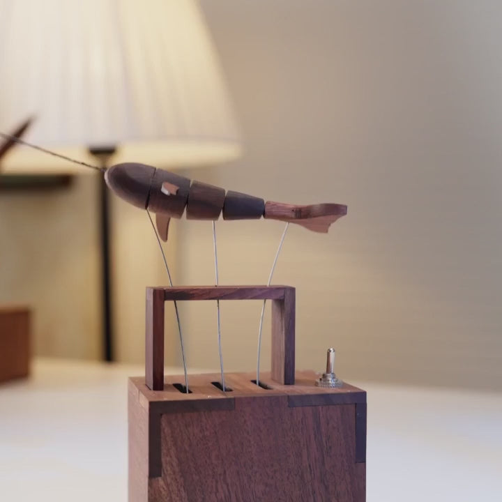 The Drifting Whale — movement demonstration